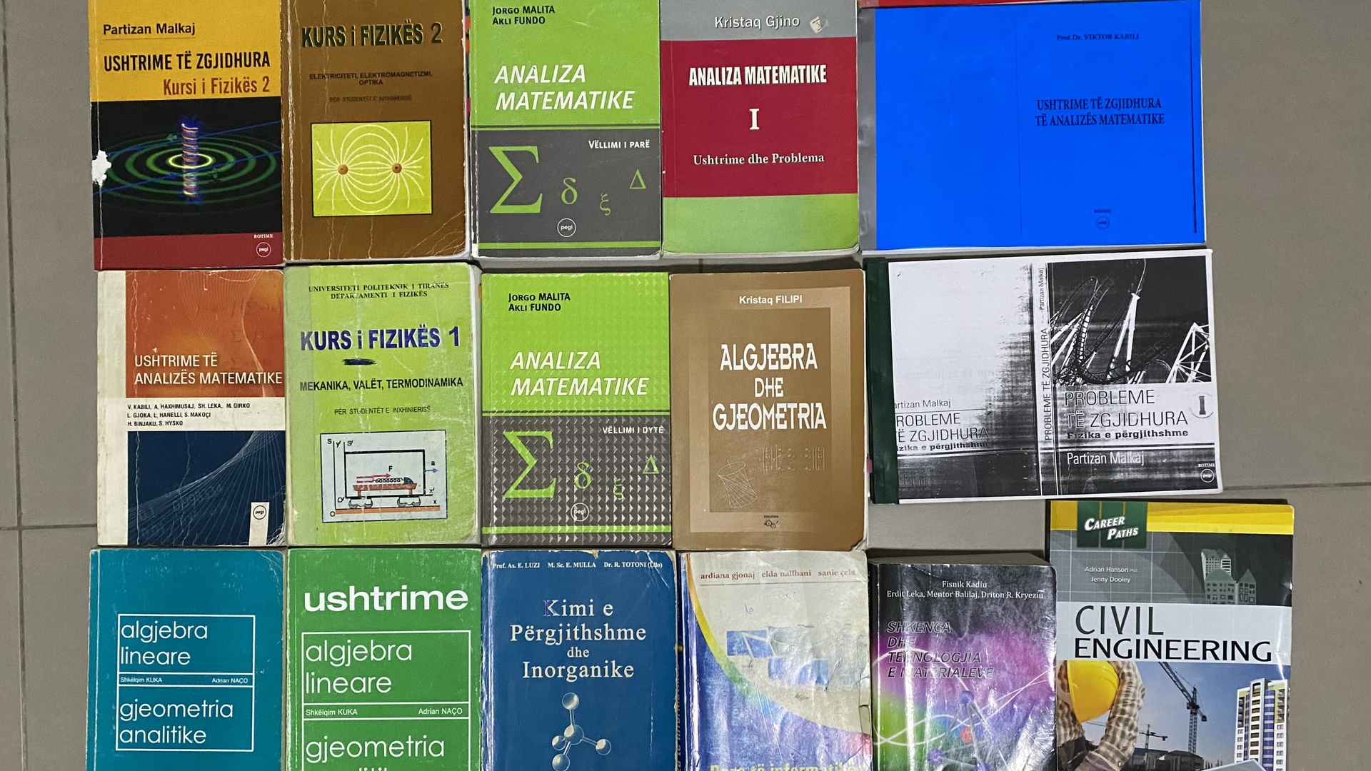 Shiten librat per vitin e I-re UPT!