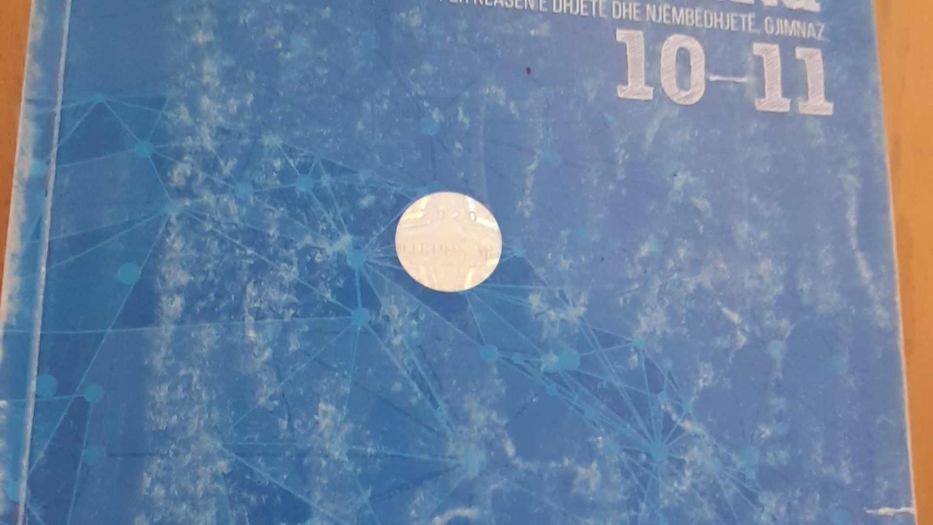 Libra te perdorur per klasen e 11