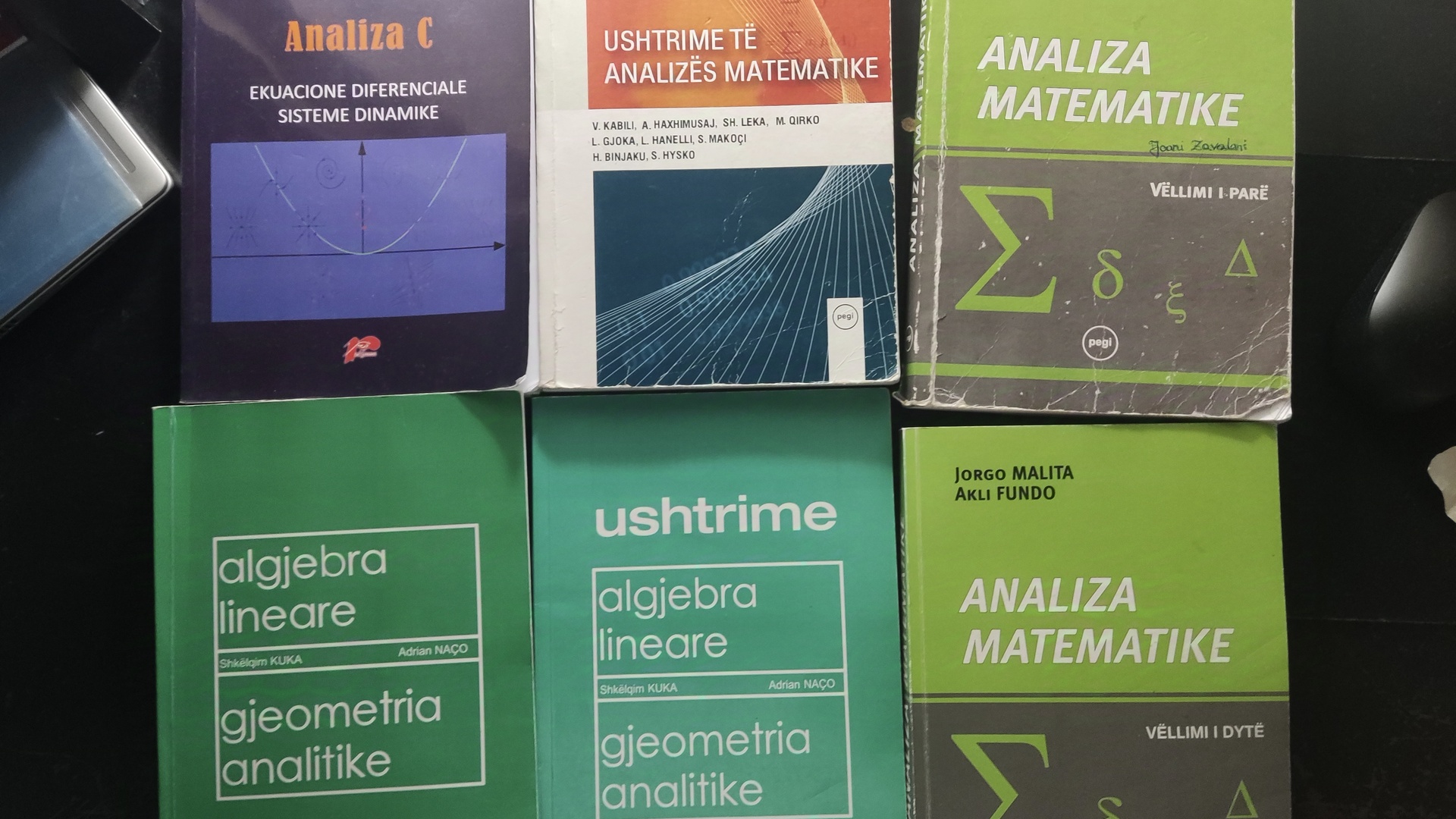 Shitje librash viti pare INXH. INFORMATIKE UPT me GJYSME ÇMIMI
